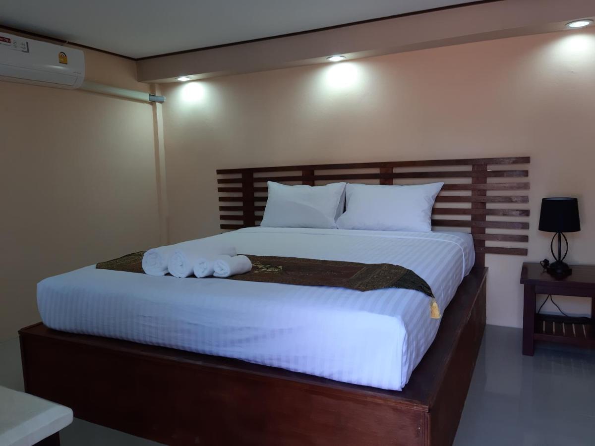 The Windsor Boutique Resort Чумфон Екстериор снимка