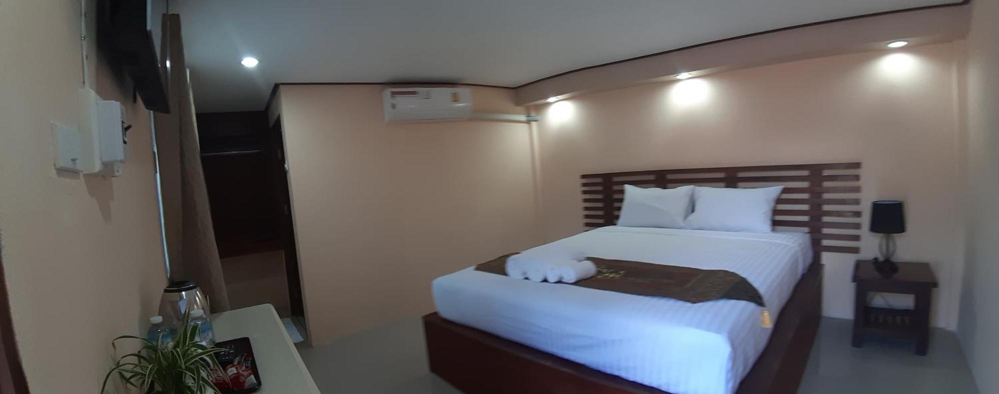 The Windsor Boutique Resort Чумфон Екстериор снимка