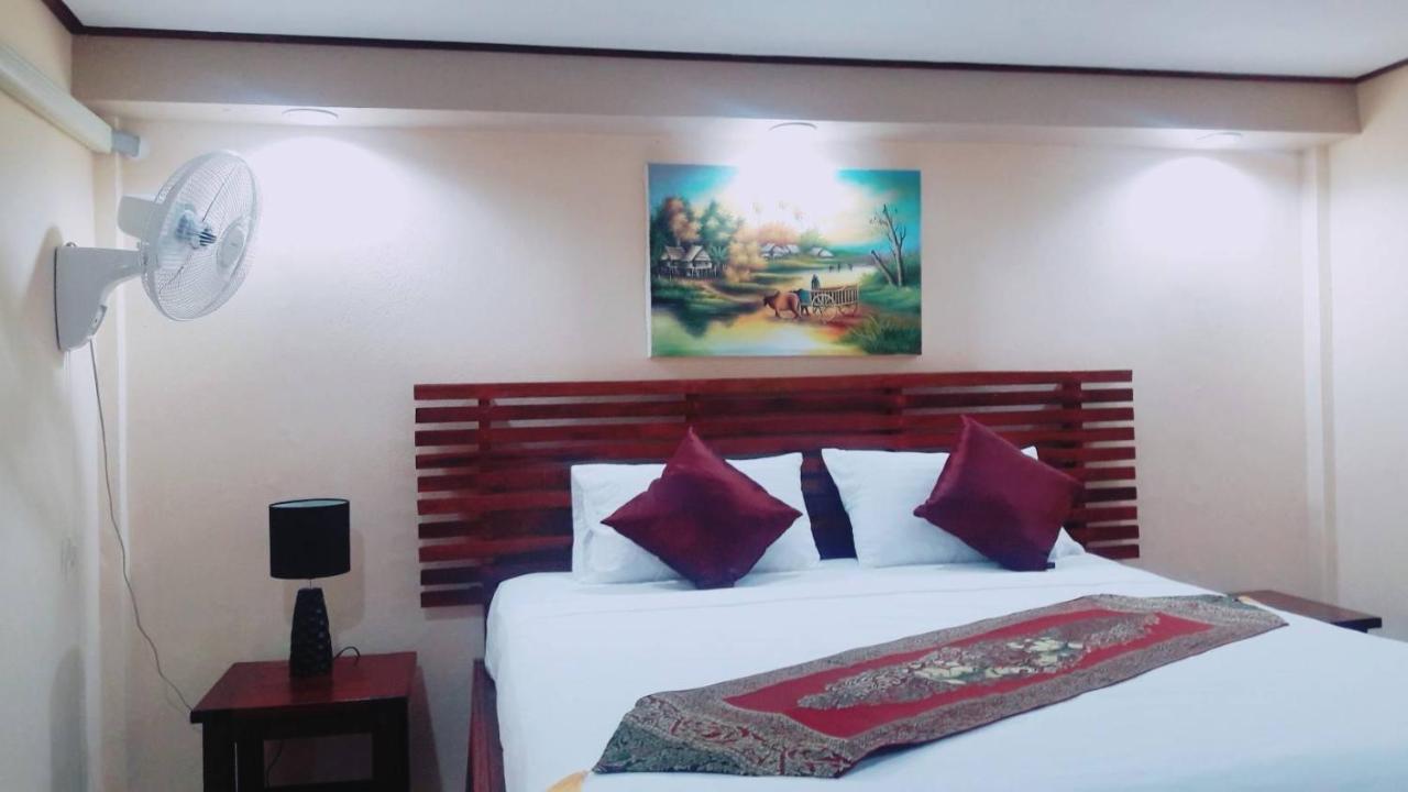 The Windsor Boutique Resort Чумфон Екстериор снимка