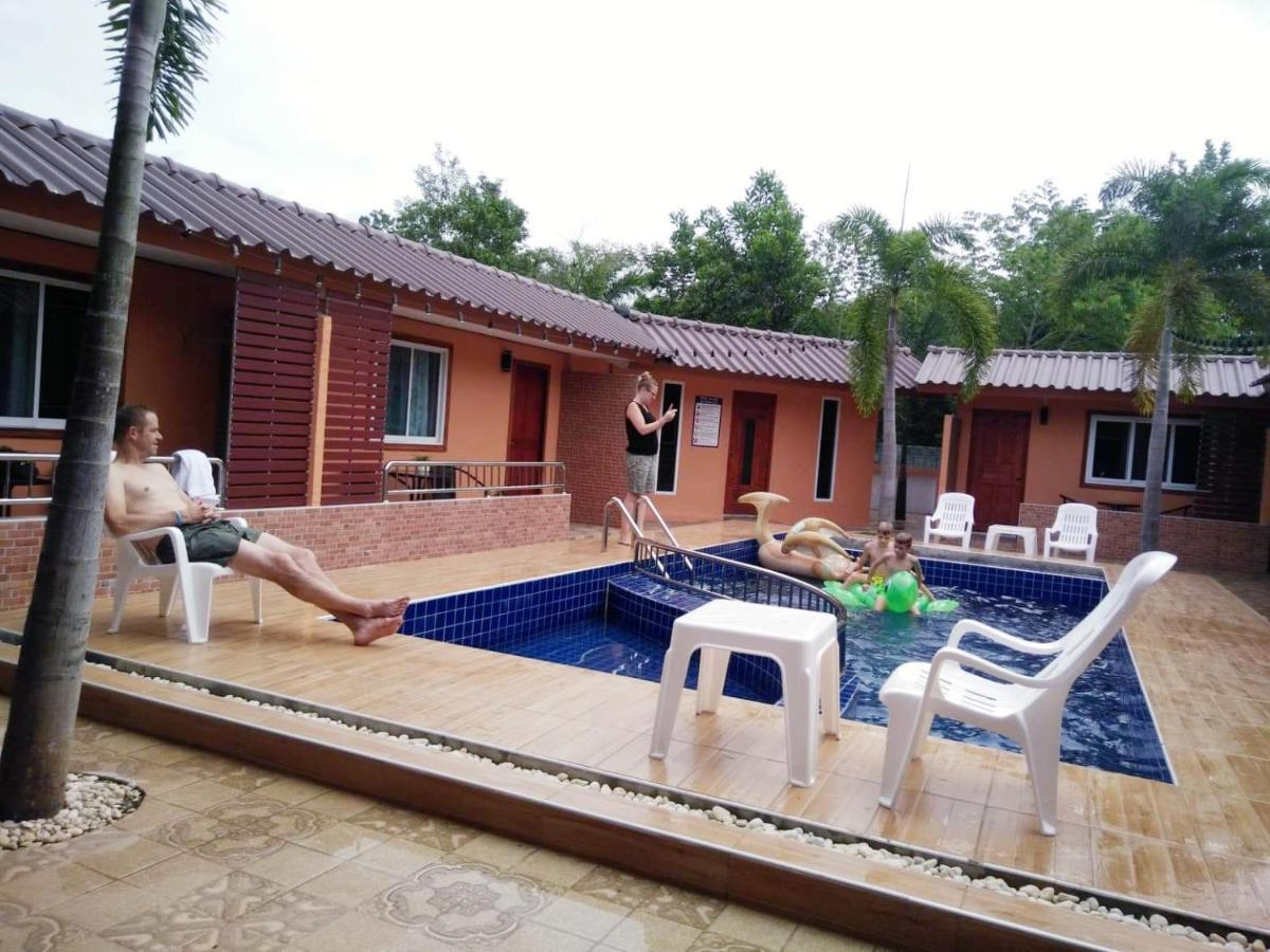 The Windsor Boutique Resort Чумфон Екстериор снимка
