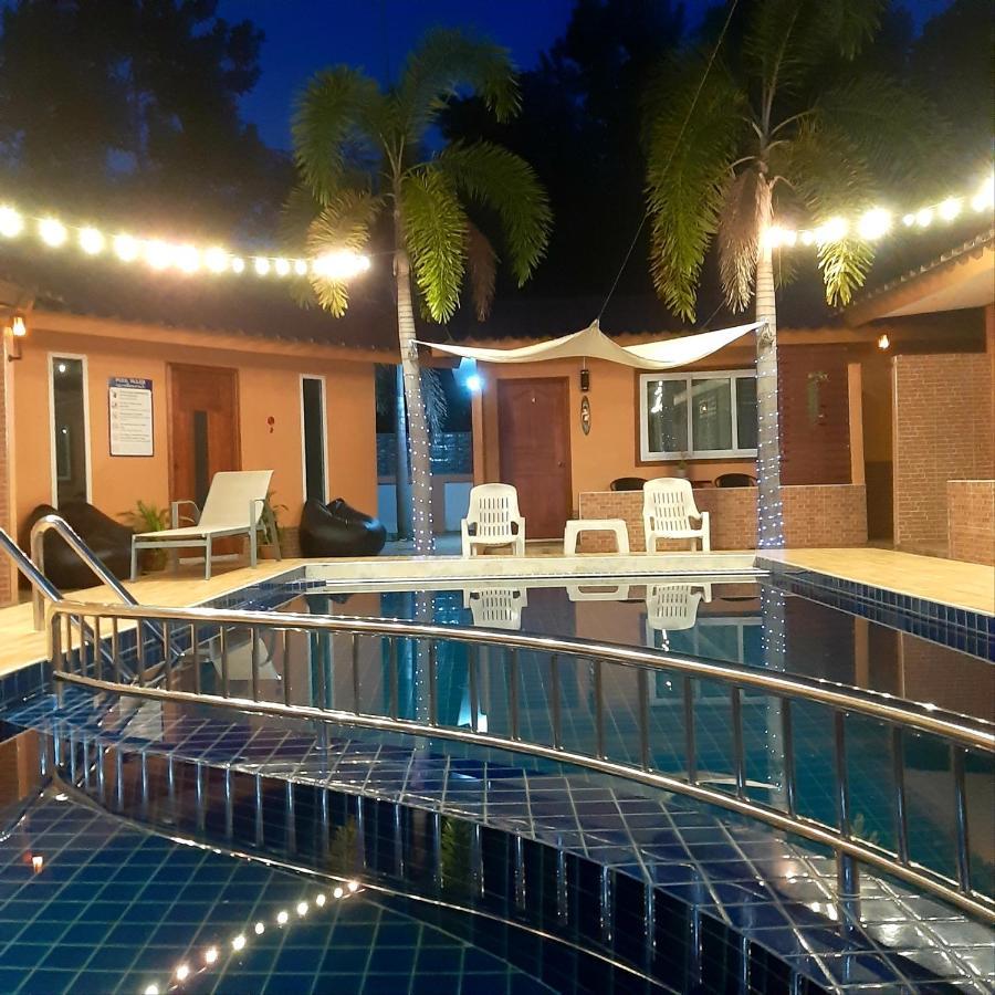 The Windsor Boutique Resort Чумфон Екстериор снимка