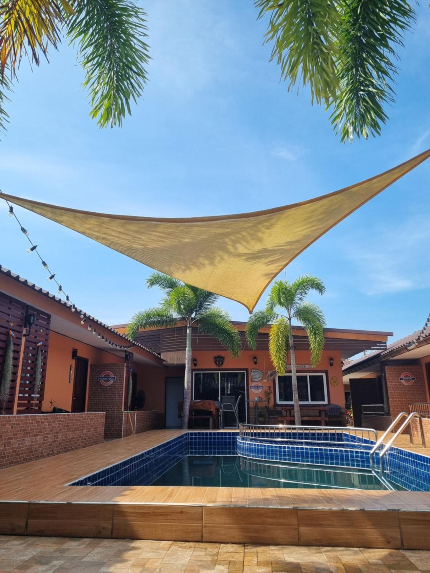 The Windsor Boutique Resort Чумфон Екстериор снимка