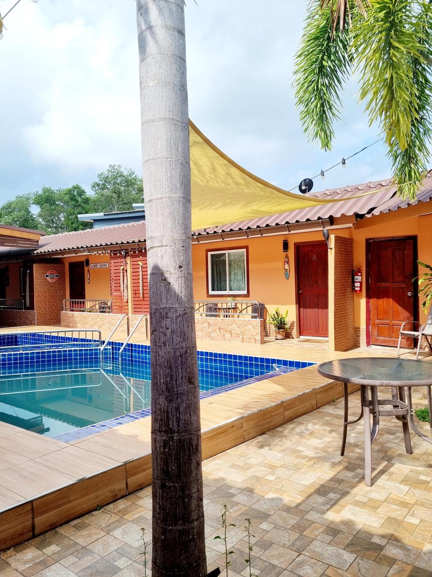 The Windsor Boutique Resort Чумфон Екстериор снимка
