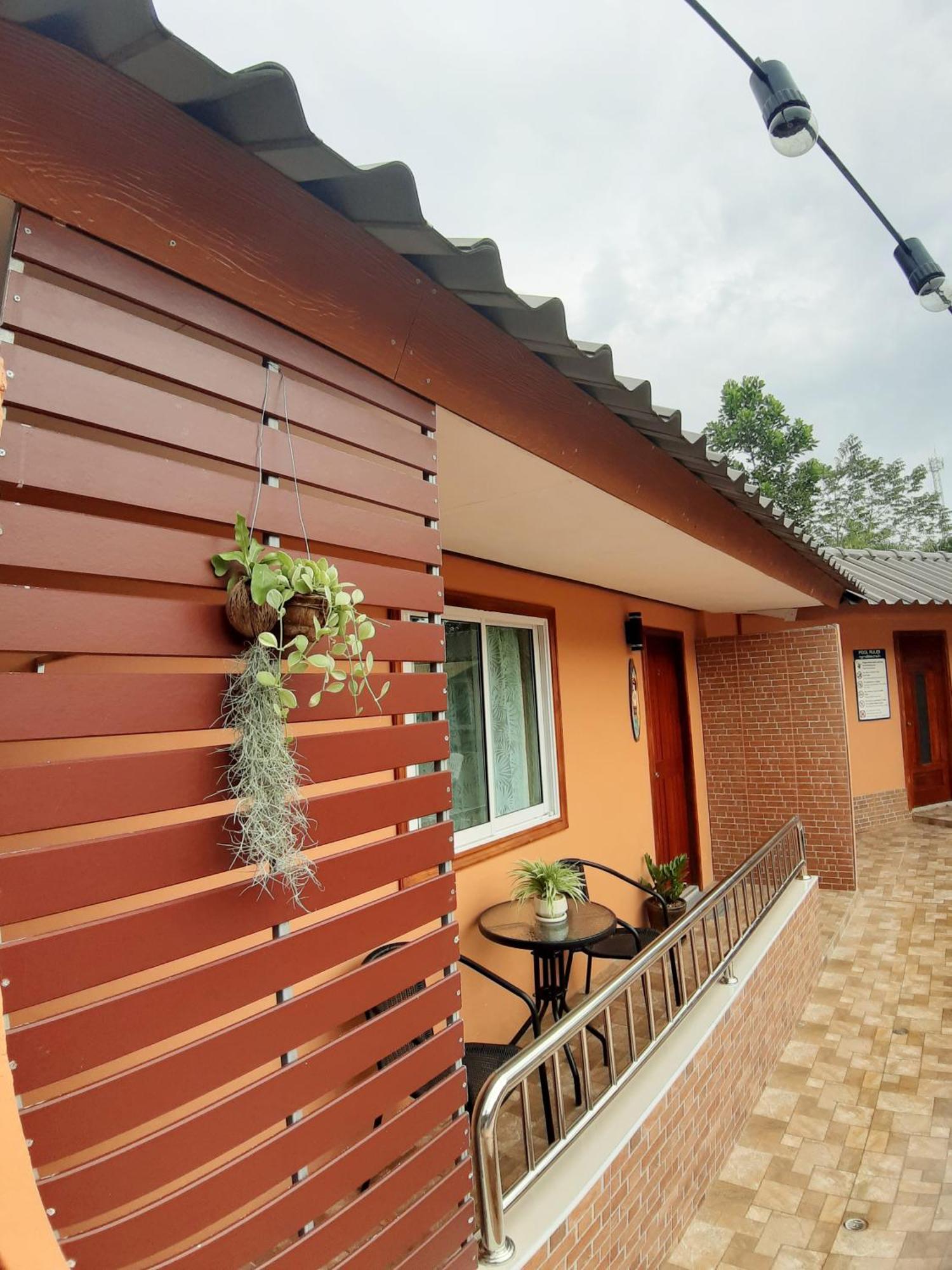The Windsor Boutique Resort Чумфон Екстериор снимка